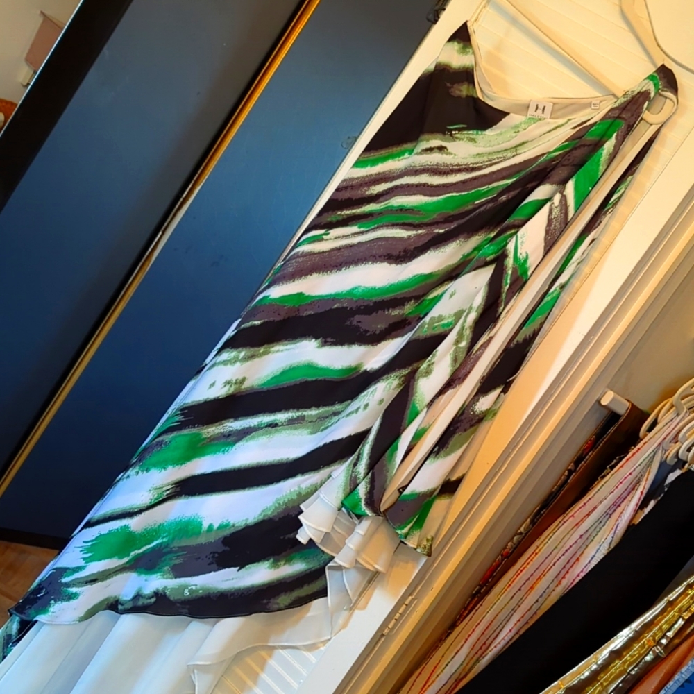 Halston heritage gown xs-l